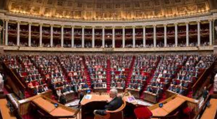 ASSEMBLÉE NATIONALE : LE LABORATOIRE DE L’ÉGALITÉ SE RÉJOUIT DU NOMBRE DE FEMMES ÉLUES ET RESTE ATTENTIF À L’ATTRIBUTION DES PRÉSIDENCES DE COMMISSIONS